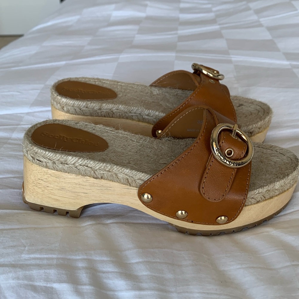 Clogs brand new